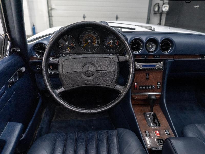 Mercedes-Benz 560 SL coupe 1989
