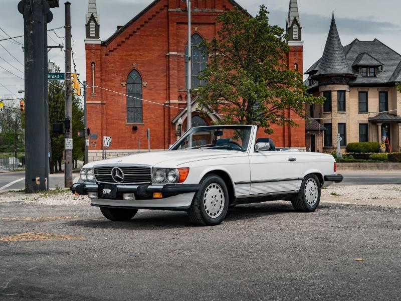 Mercedes-Benz 560 SL coupe 1989