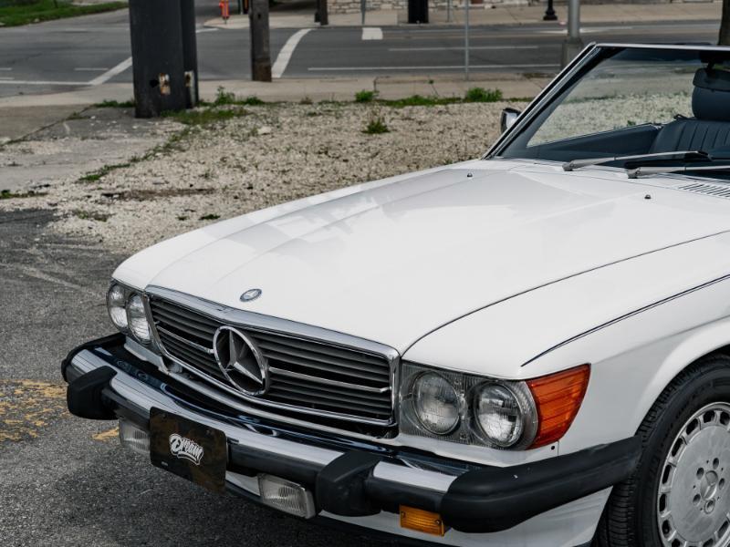 Mercedes-Benz 560 SL coupe 1989