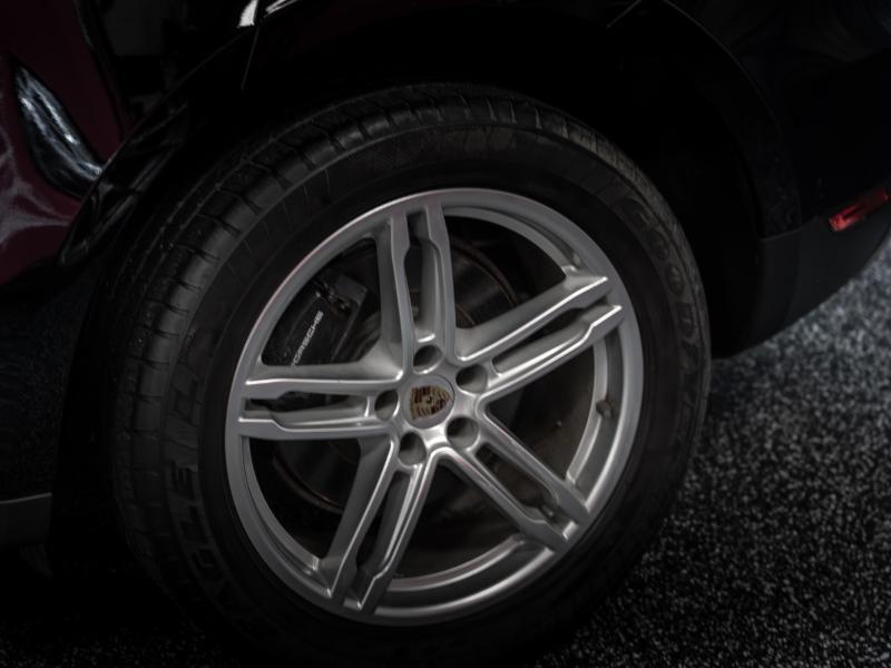 Porsche Macan Base 2017