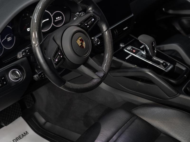 Porsche Cayenne Base 2020