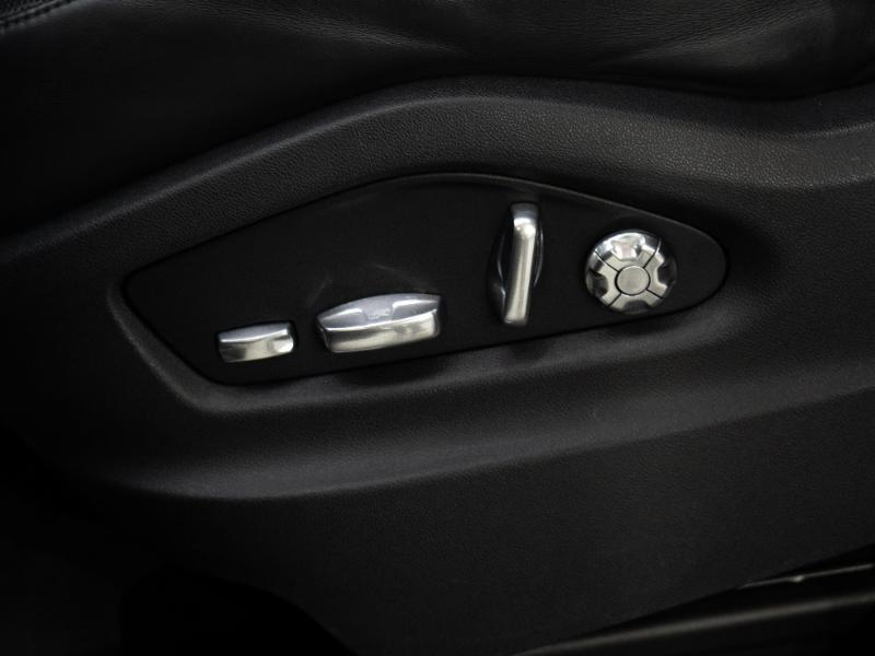 Porsche Cayenne Base 2020