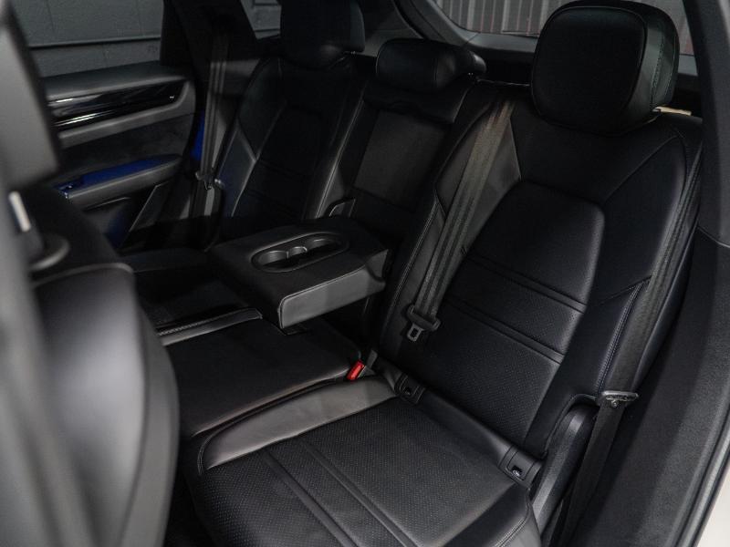 Porsche Cayenne Base 2020