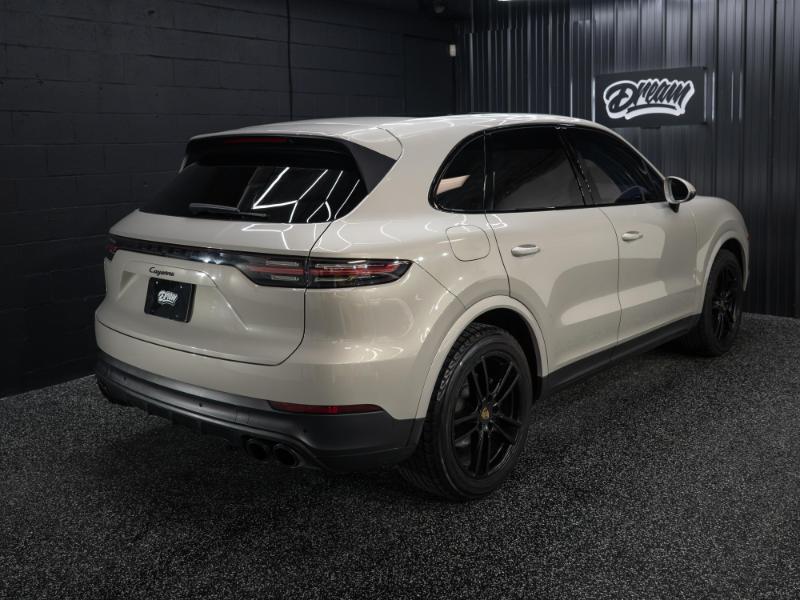 Porsche Cayenne Base 2020