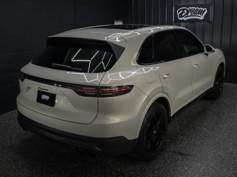 Porsche Cayenne Base 2020