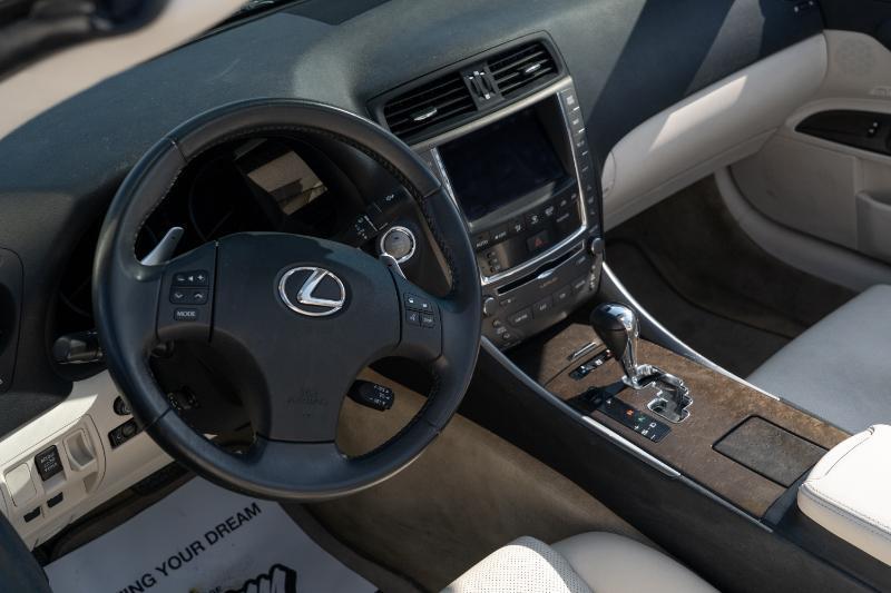 Lexus IS C IS 250C 2010