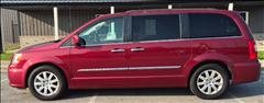 2016 Chrysler Town & Country 