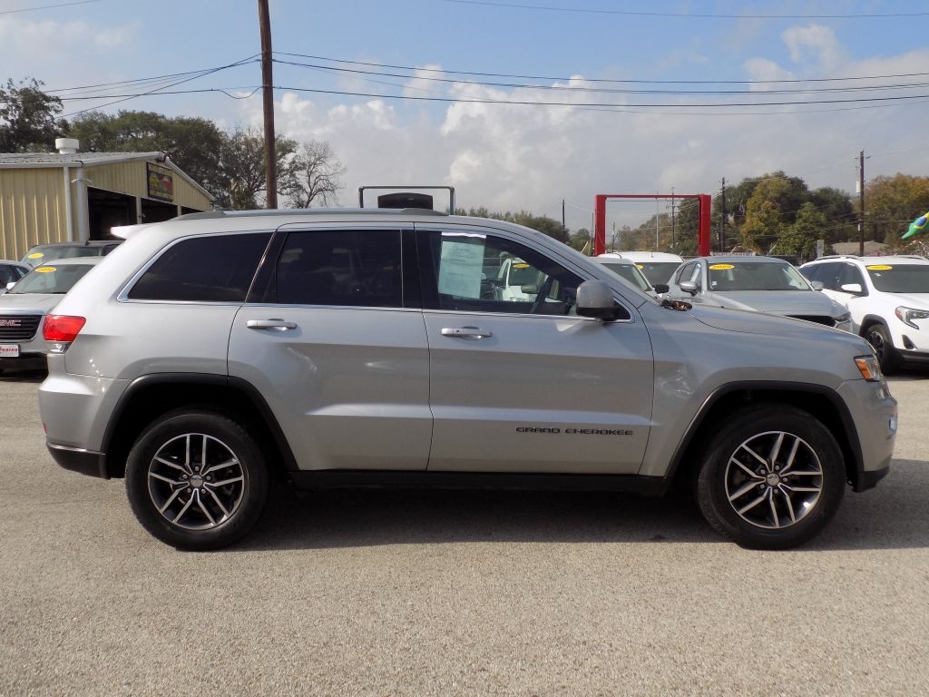 Jeep Grand Cherokee Laredo 2WD 2018