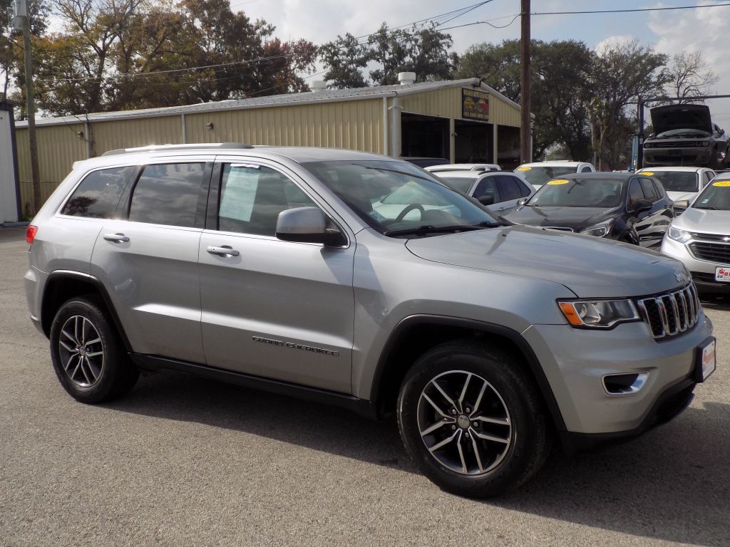Jeep Grand Cherokee Laredo 2WD 2018