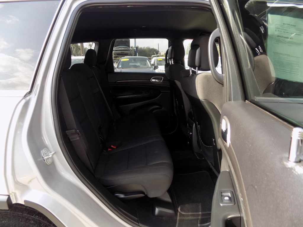 Jeep Grand Cherokee Laredo 2WD 2018