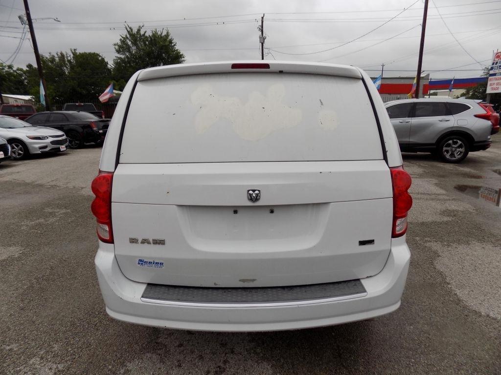 RAM Cargo Van Base 2013