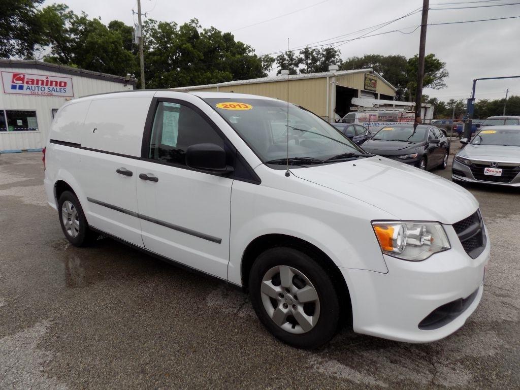 RAM Cargo Van Base 2013