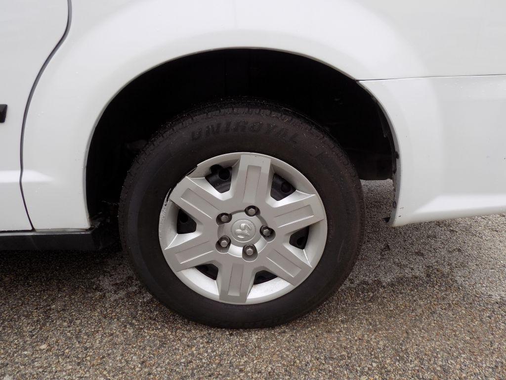 RAM Cargo Van Base 2013