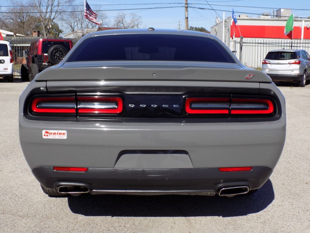 Dodge Challenger SXT AWD 2019