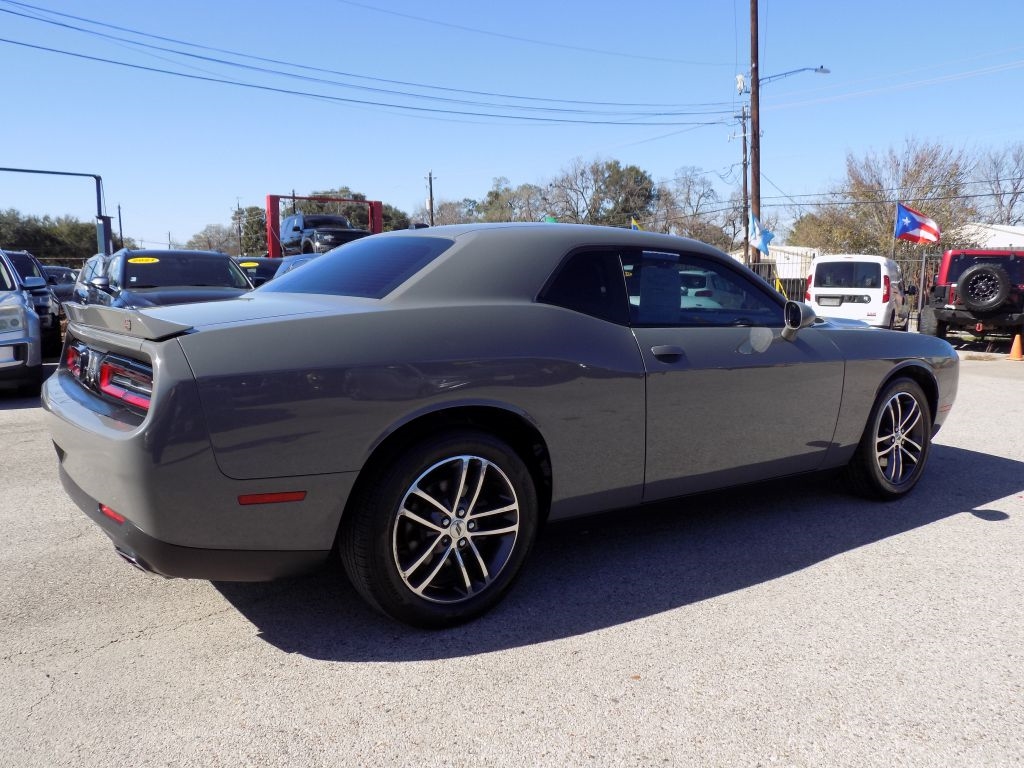 Dodge Challenger SXT AWD 2019