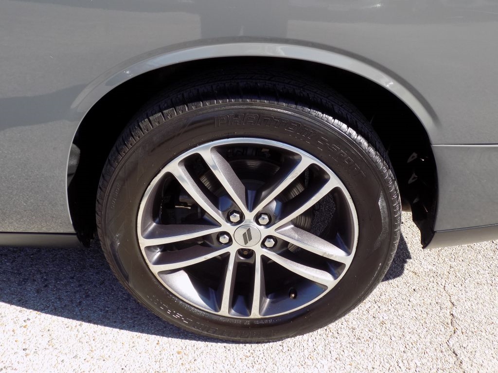 Dodge Challenger SXT AWD 2019