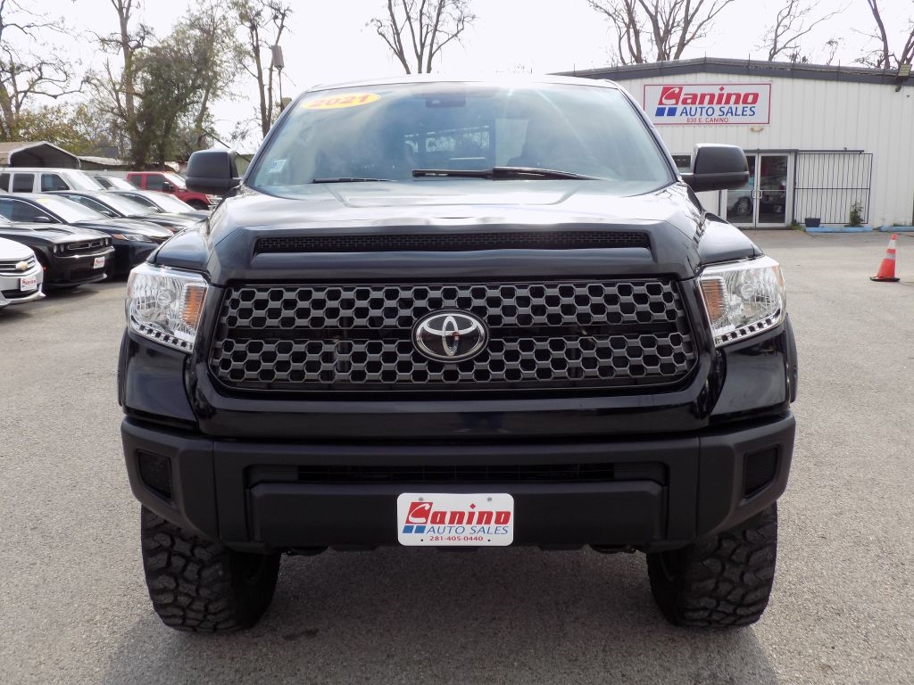 Toyota Tundra SR5 5.7L V8 CrewMax 4WD 2021