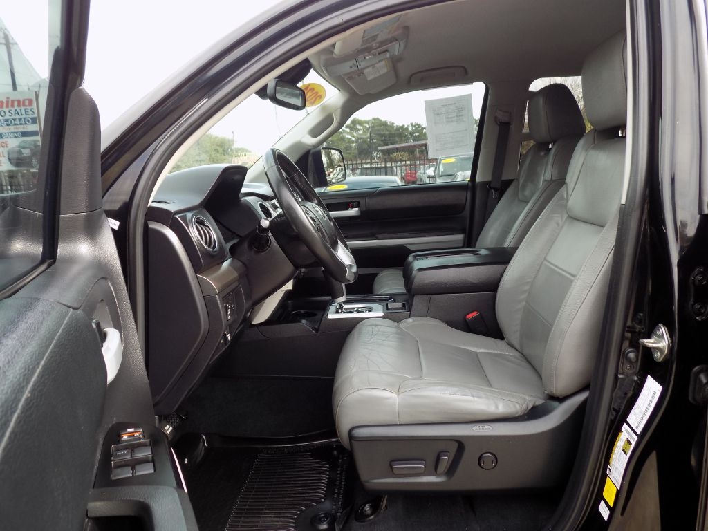 Toyota Tundra SR5 5.7L V8 CrewMax 4WD 2021