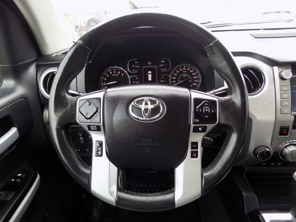 Toyota Tundra SR5 5.7L V8 CrewMax 4WD 2021