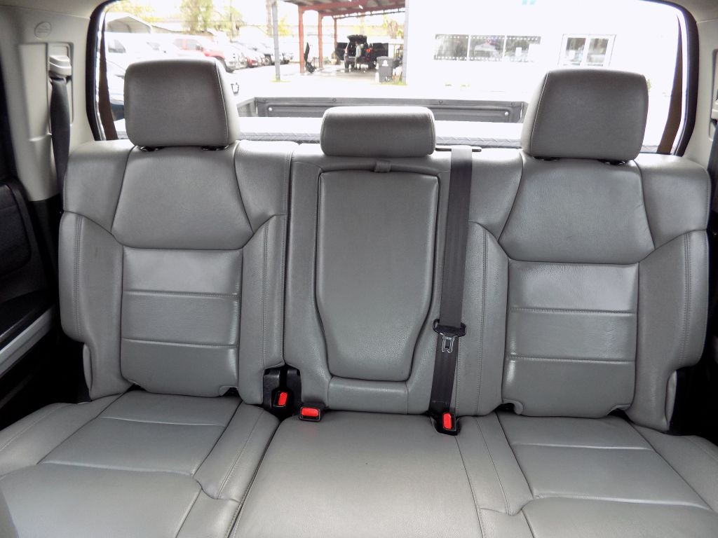 Toyota Tundra SR5 5.7L V8 CrewMax 4WD 2021