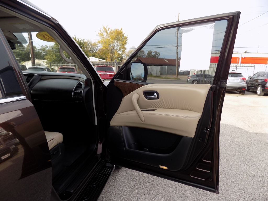 Nissan Armada SV AWD 2018