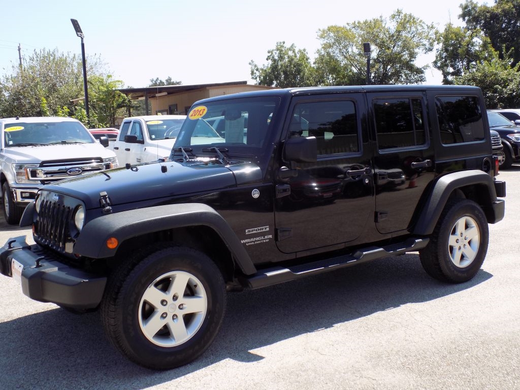 Jeep Wrangler Unlimited Sport 4WD 2013