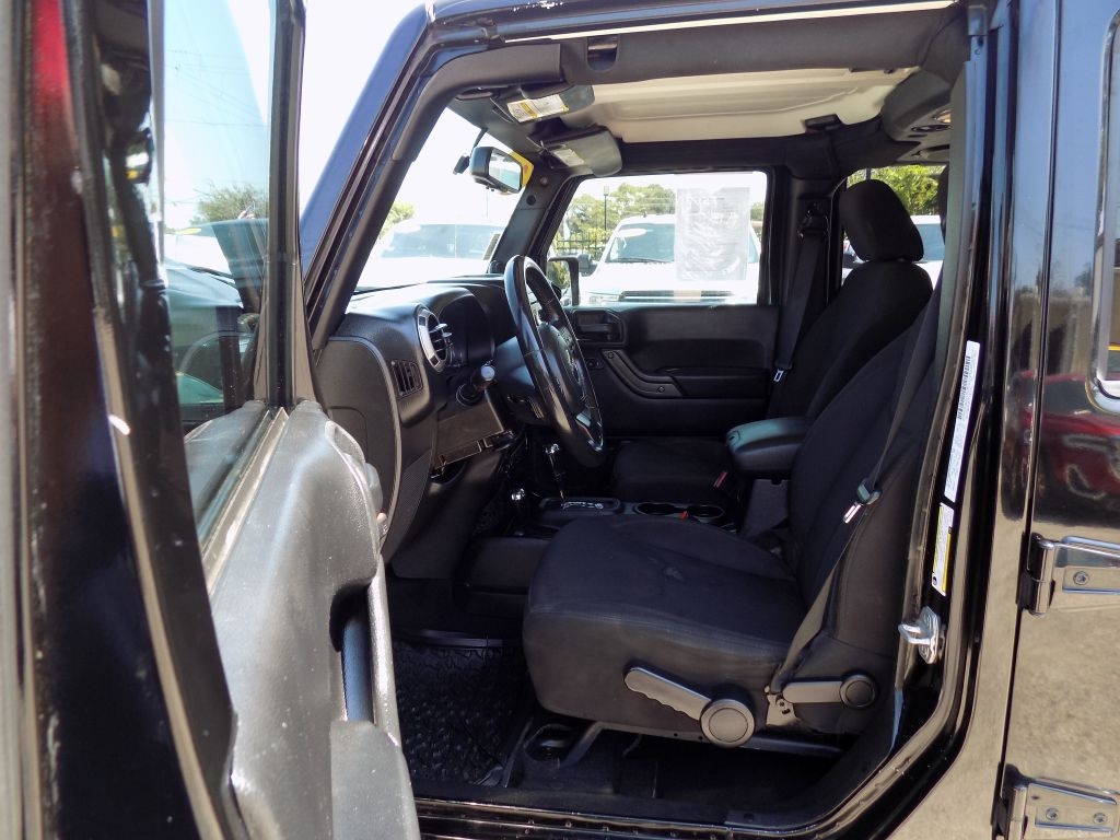 Jeep Wrangler Unlimited Sport 4WD 2013