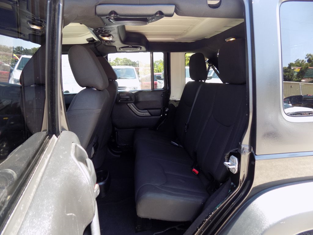 Jeep Wrangler Unlimited Sport 4WD 2013