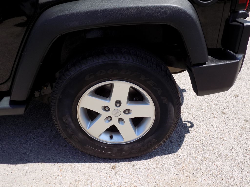 Jeep Wrangler Unlimited Sport 4WD 2013