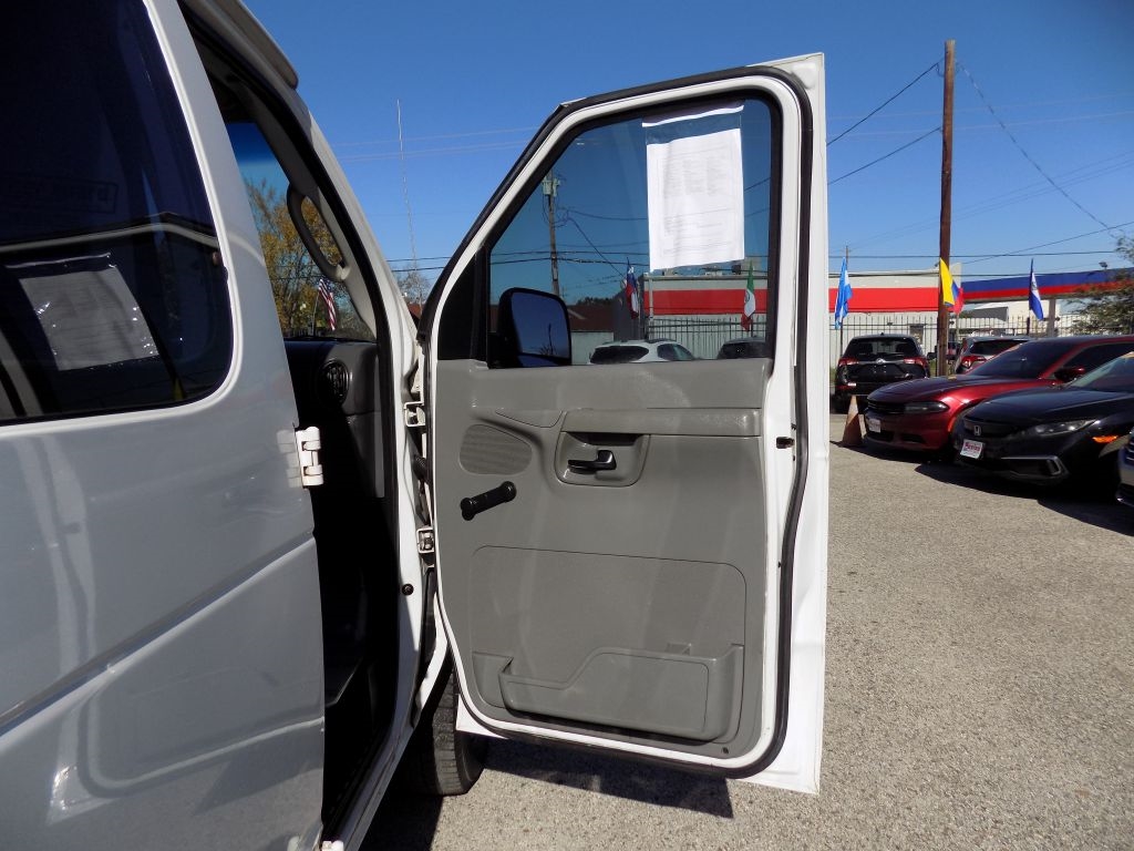 Ford Econoline E-250 Extended 2005