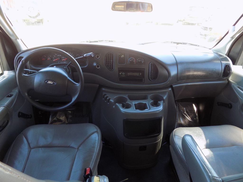 Ford Econoline E-250 Extended 2005