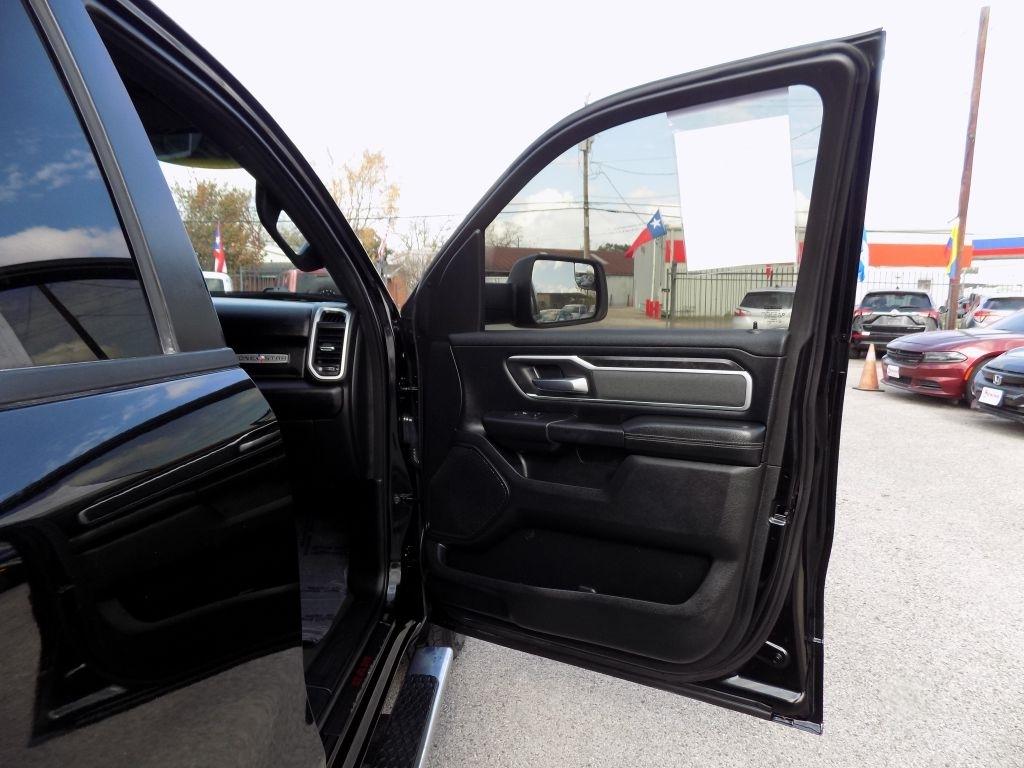 RAM 1500 Big Horn Crew Cab SWB 2WD 2021