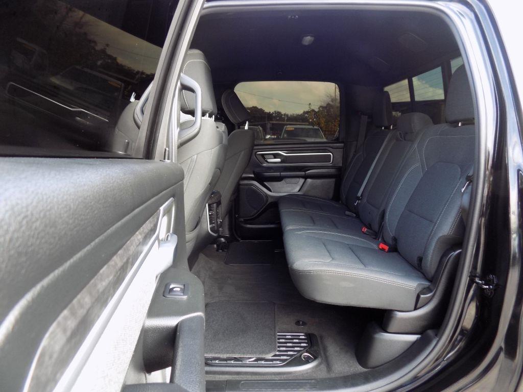 RAM 1500 Big Horn Crew Cab SWB 2WD 2021