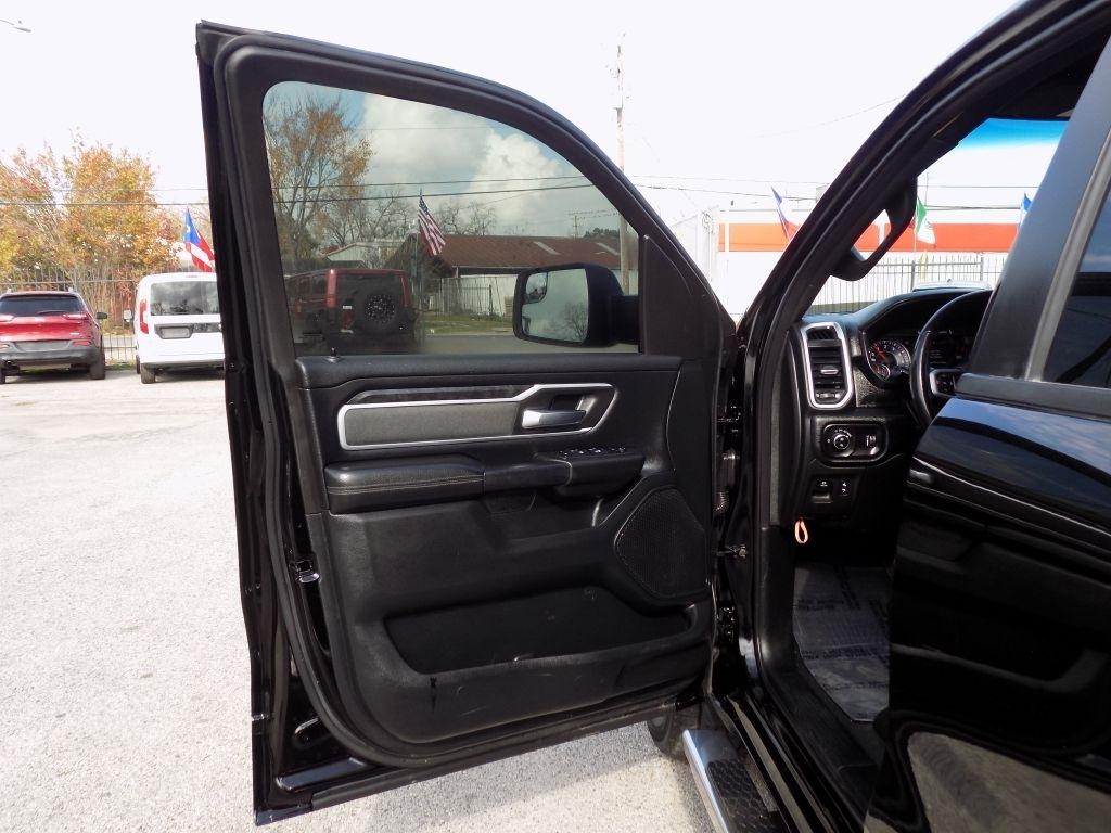 RAM 1500 Big Horn Crew Cab SWB 2WD 2021