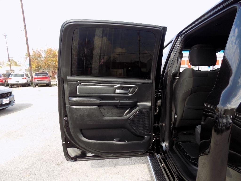 RAM 1500 Big Horn Crew Cab SWB 2WD 2021