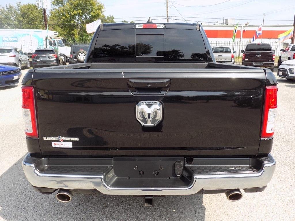 RAM 1500 Big Horn Crew Cab SWB 2WD 2021