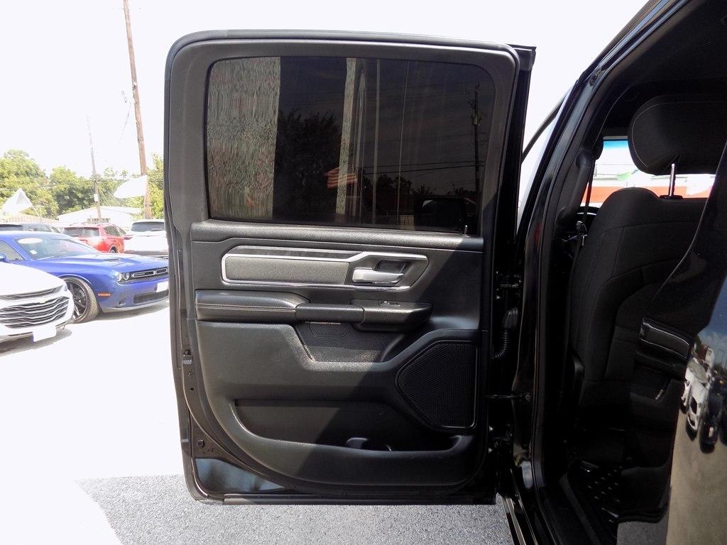 RAM 1500 Big Horn Crew Cab SWB 2WD 2021