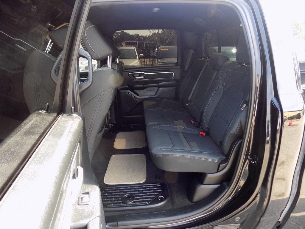 RAM 1500 Big Horn Crew Cab SWB 2WD 2021