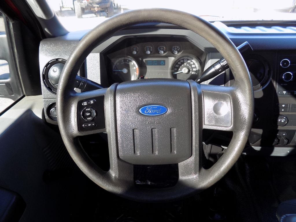 Ford F-250 SD XL SuperCab 4WD 2015