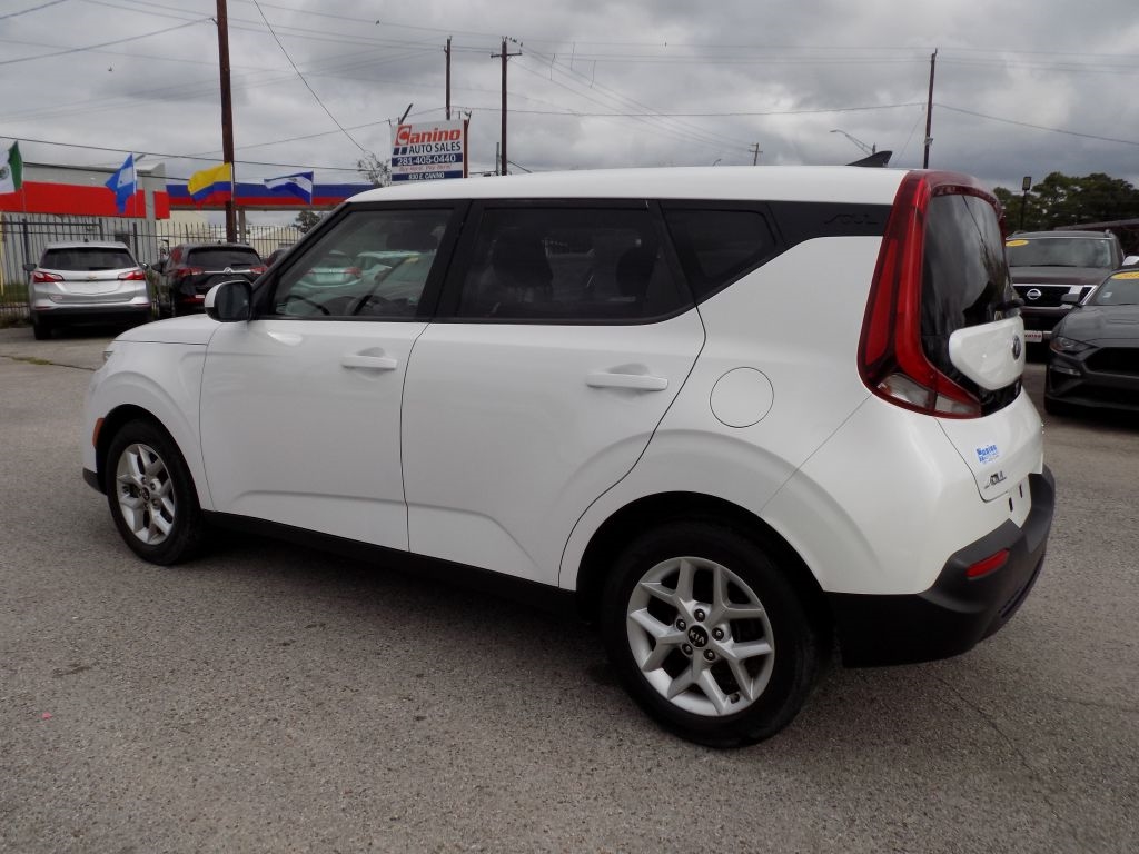 Kia Soul LX CVT 2020