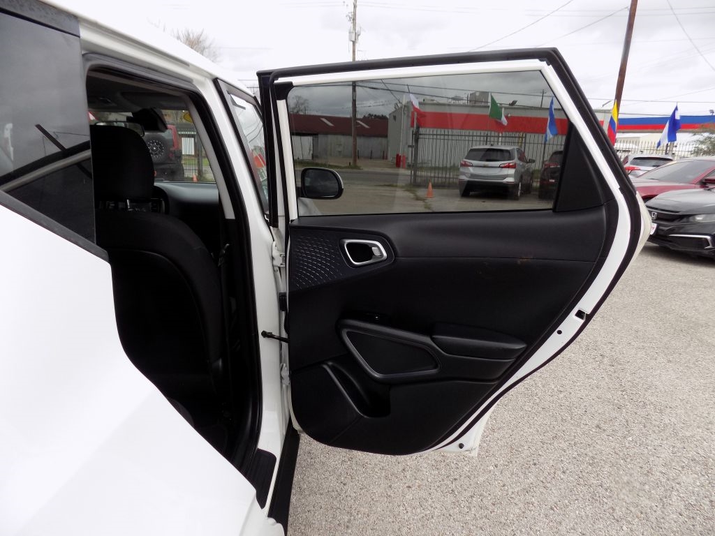 Kia Soul LX CVT 2020