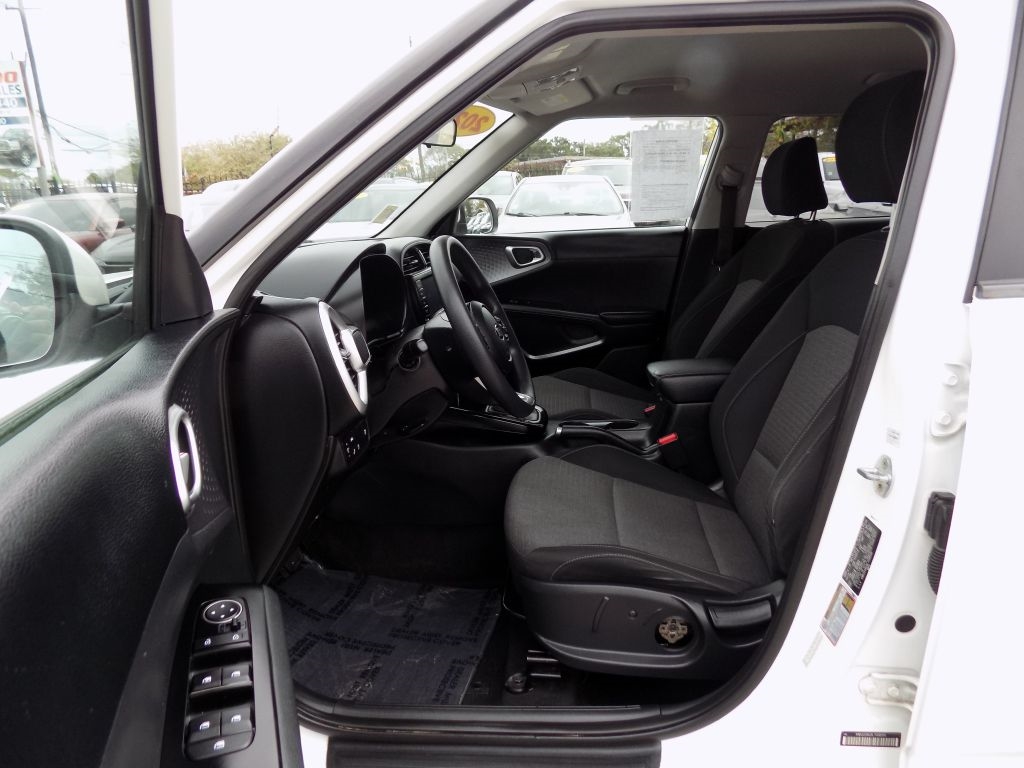 Kia Soul LX CVT 2020