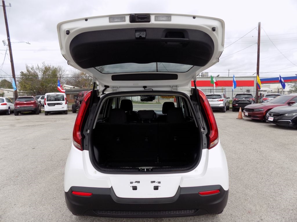 Kia Soul LX CVT 2020