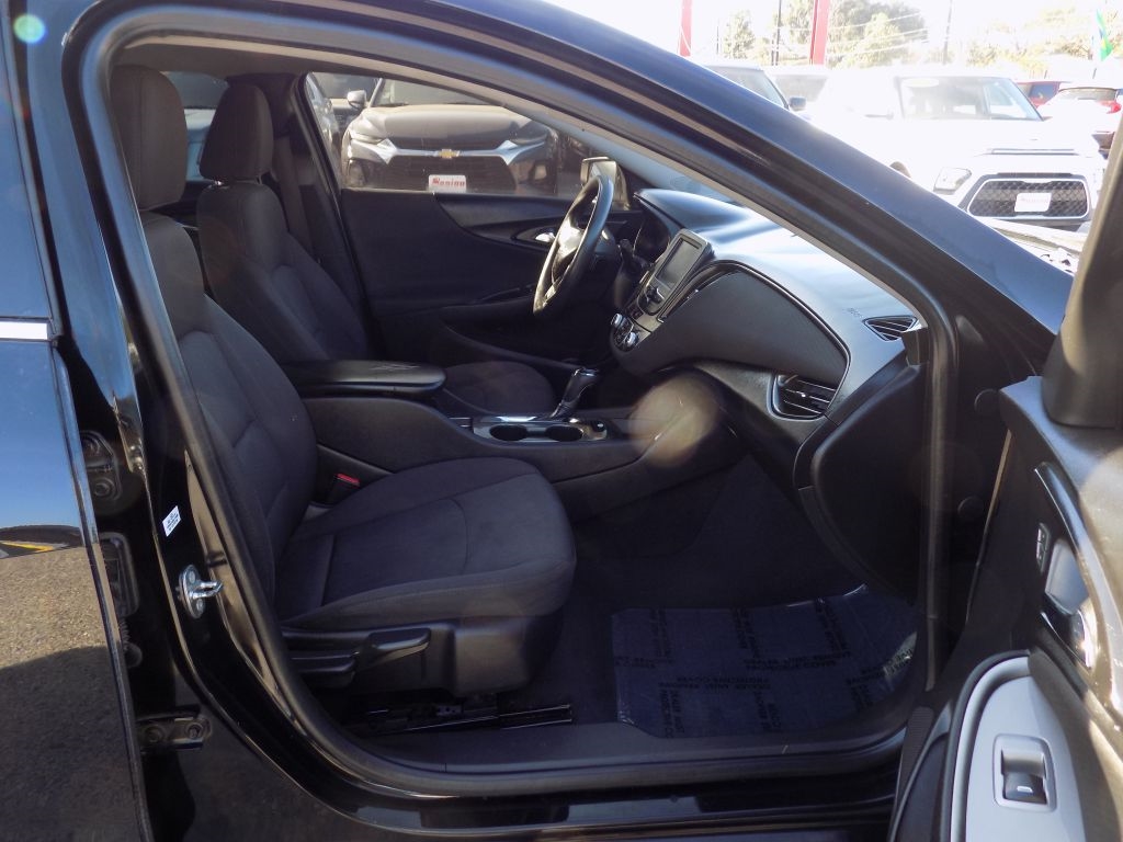 Chevrolet Malibu LS 2017