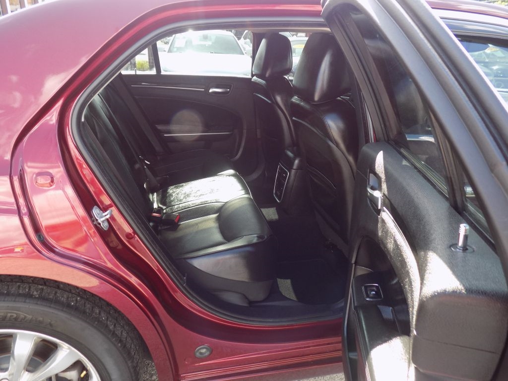 Chrysler 300 Limited AWD 2019