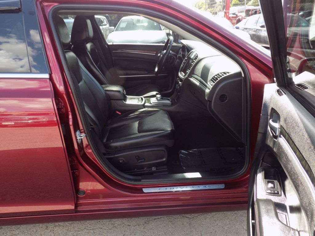 Chrysler 300 Limited AWD 2019