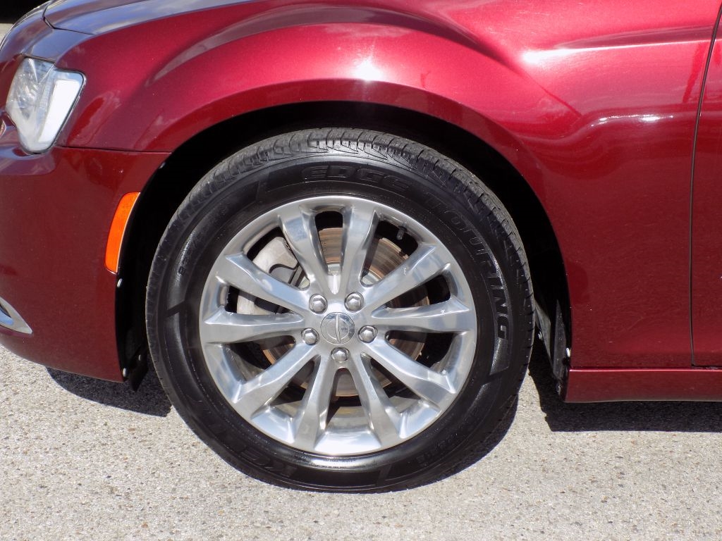 Chrysler 300 Limited AWD 2019