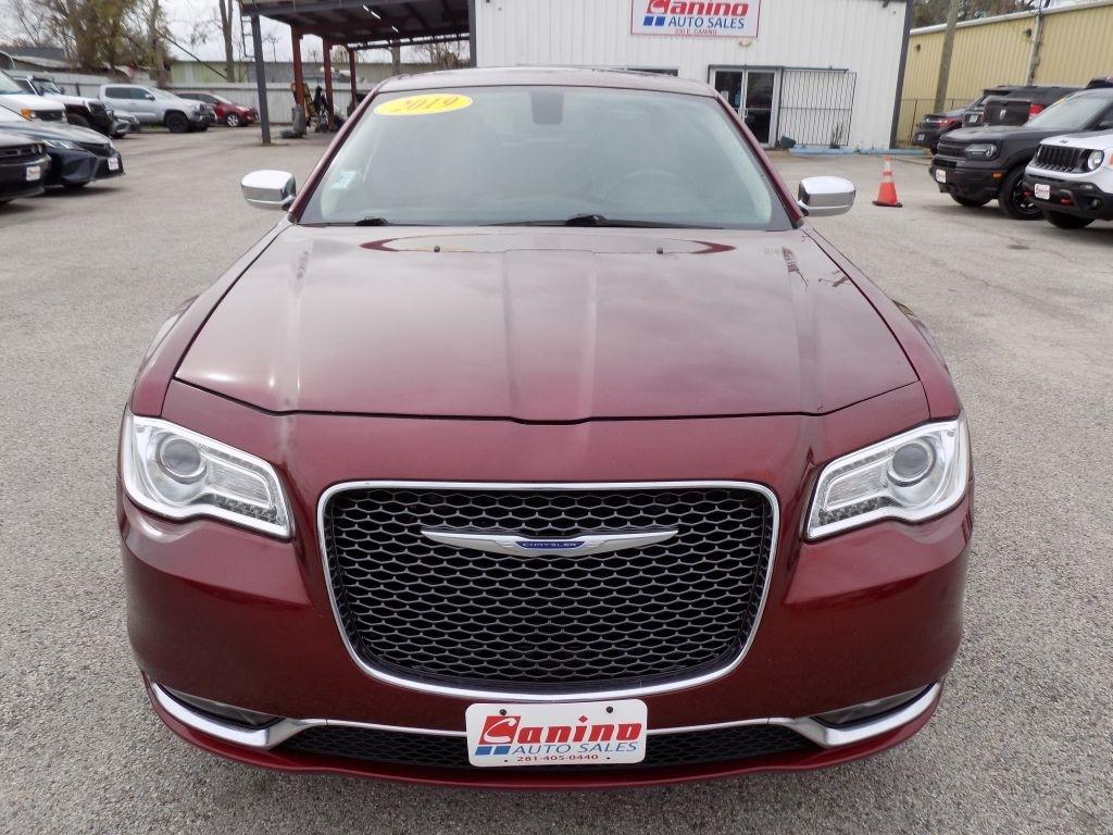 Chrysler 300 Limited AWD 2019
