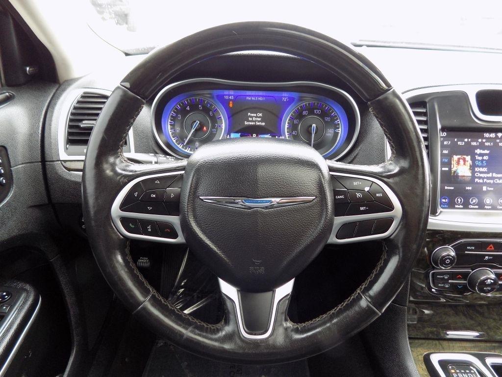 Chrysler 300 Limited AWD 2019