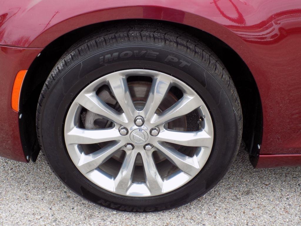 Chrysler 300 Limited AWD 2019